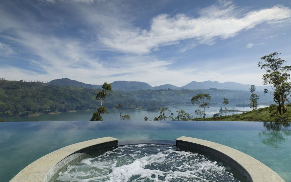 Kolam renang Gambar