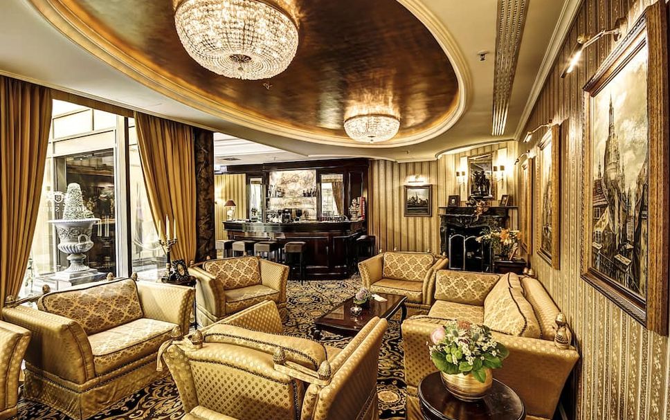 Balai Menunggu Gambar