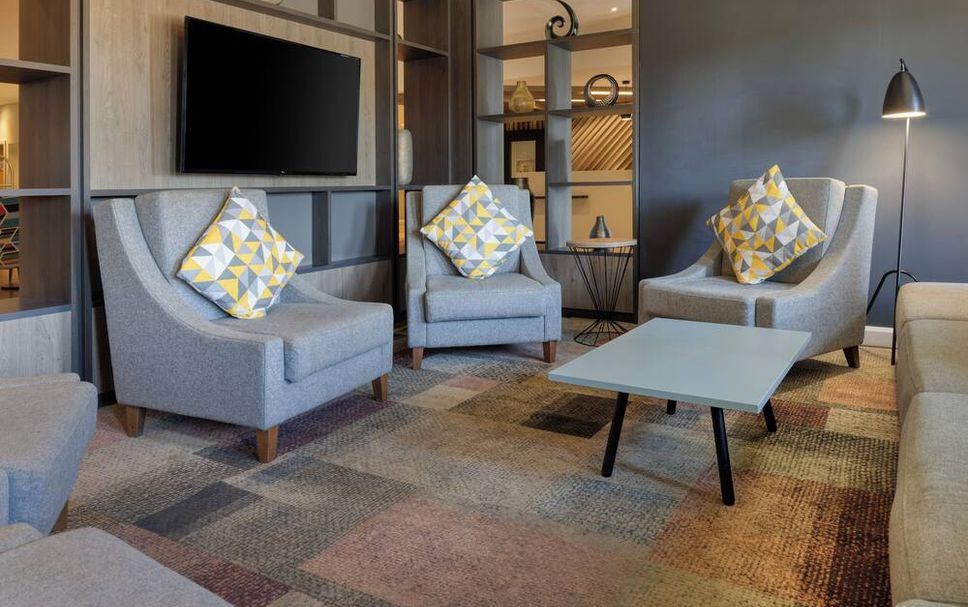 Balai Menunggu Gambar