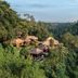 Pemandangan luar