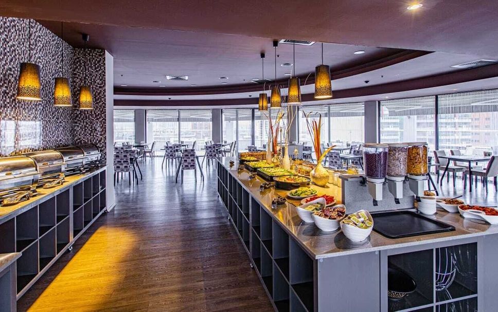 Buffet Gambar