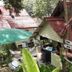 Pemandangan luar