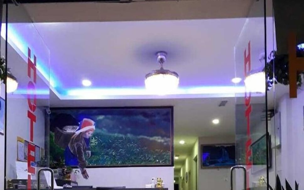 Meja Penyambut Tetamu Gambar