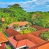 Pemandangan luar