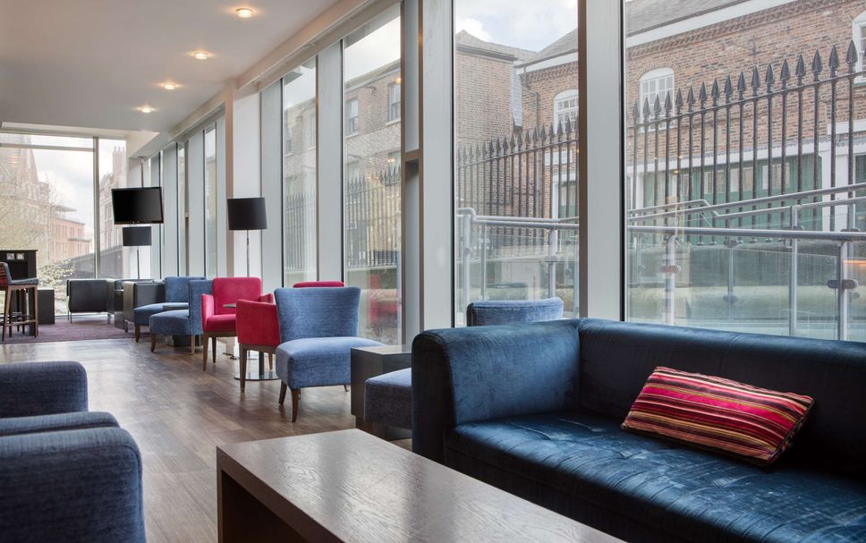 Balai Menunggu Gambar