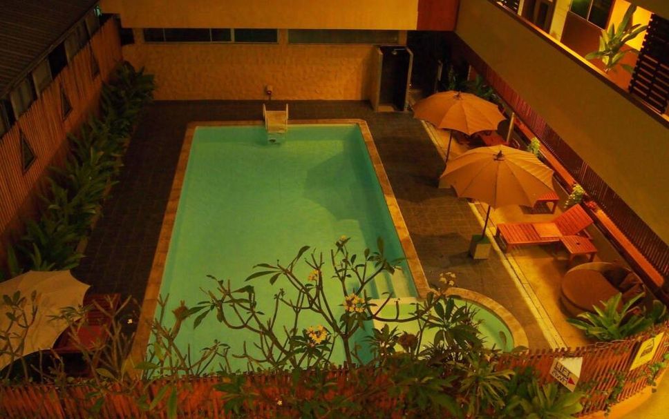 Kolam renang Gambar