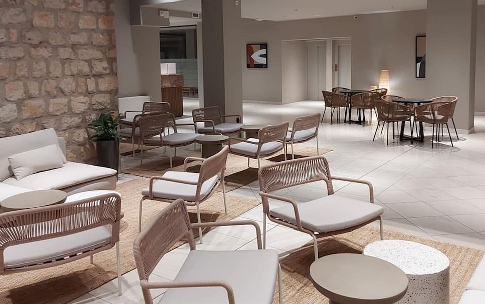 Balai Menunggu Gambar