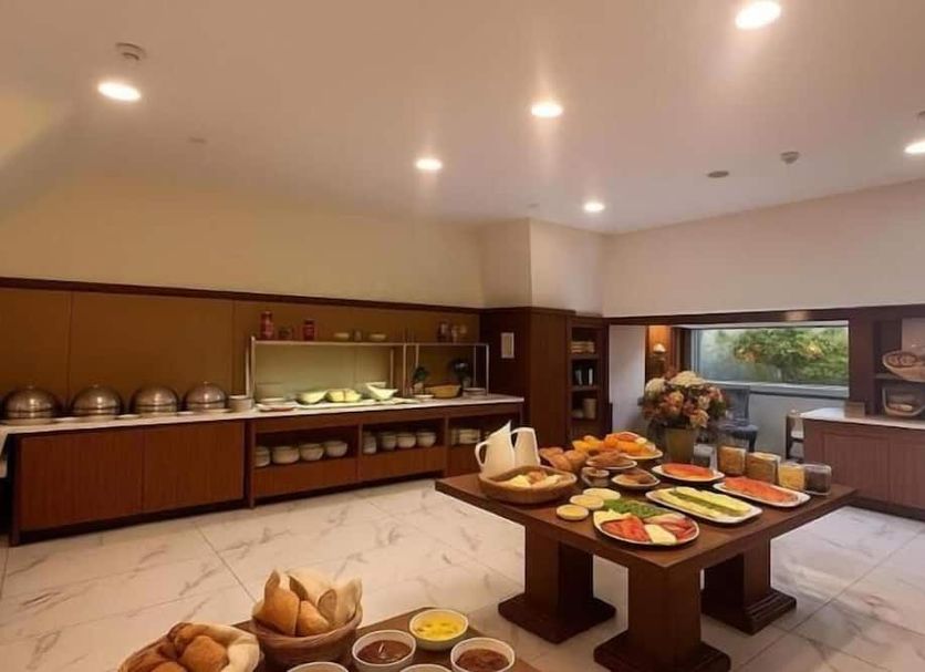 Buffet Gambar