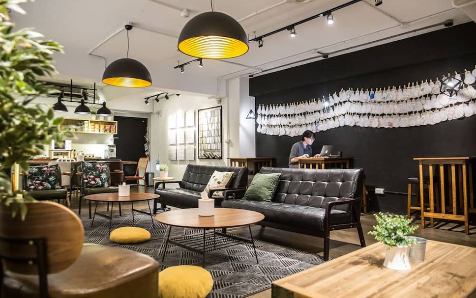 Balai Menunggu Gambar