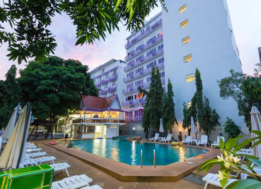 Kolam renang Gambar