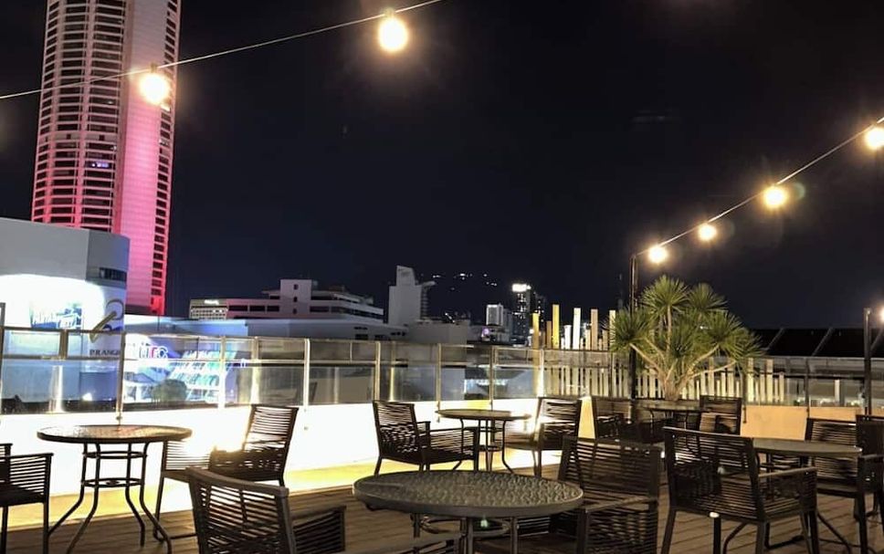 Patio Gambar