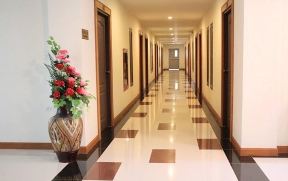 hallway Gambar