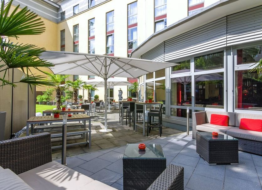 Patio Gambar