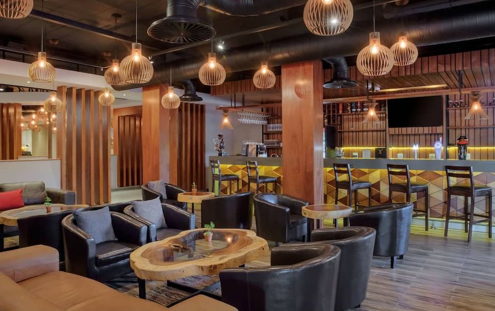 Balai Menunggu Gambar