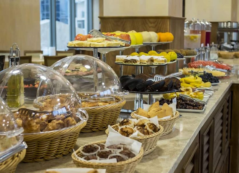 Buffet Gambar