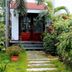 Pemandangan luar
