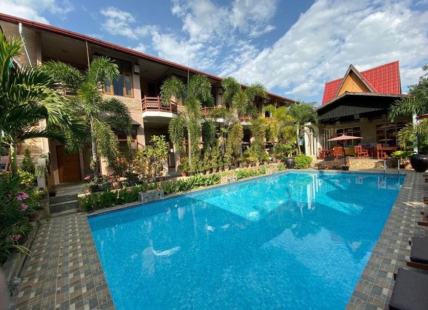 Kolam renang Gambar