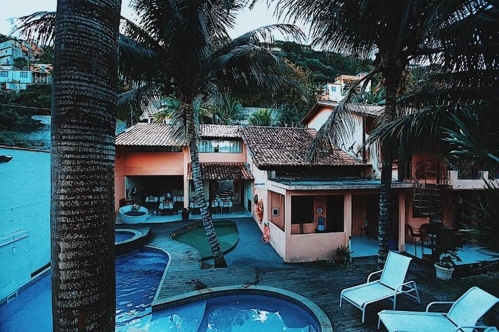 Kolam renang Gambar