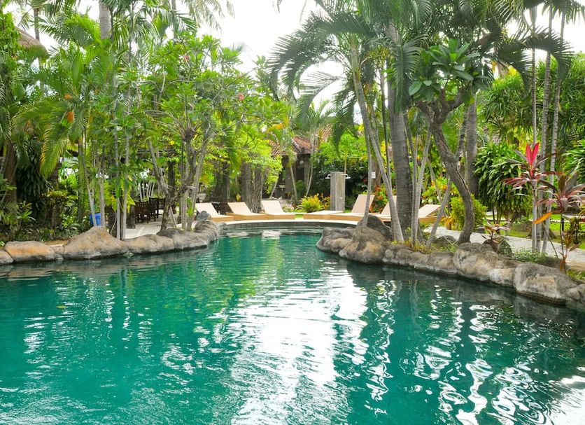 Kolam renang Gambar