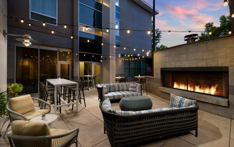 Patio Gambar