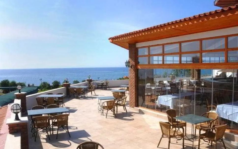 Patio Gambar