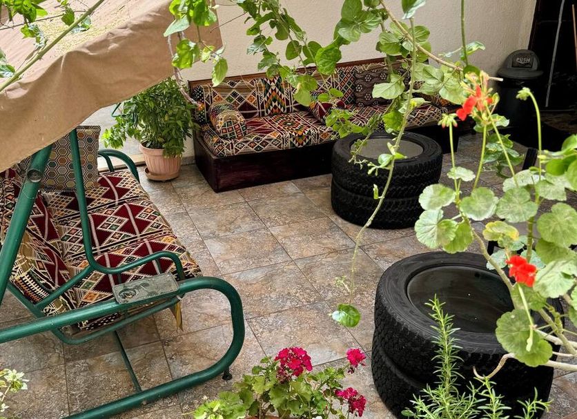 Patio Gambar