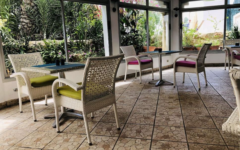 Patio Gambar