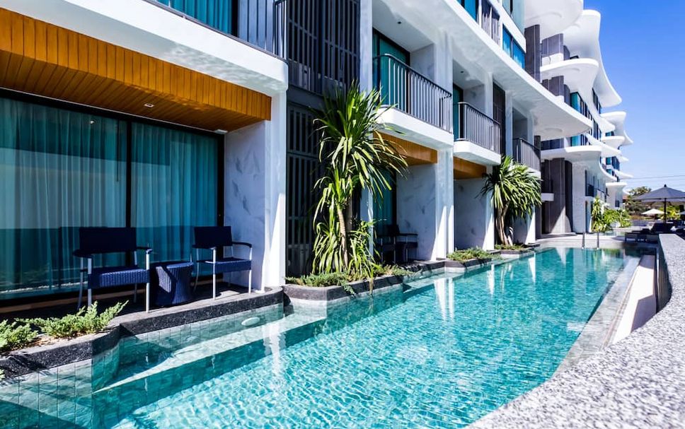 Kolam renang Gambar