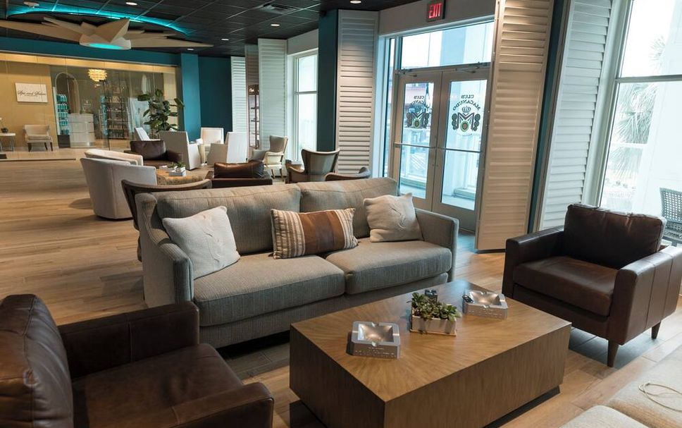 Balai Menunggu Gambar