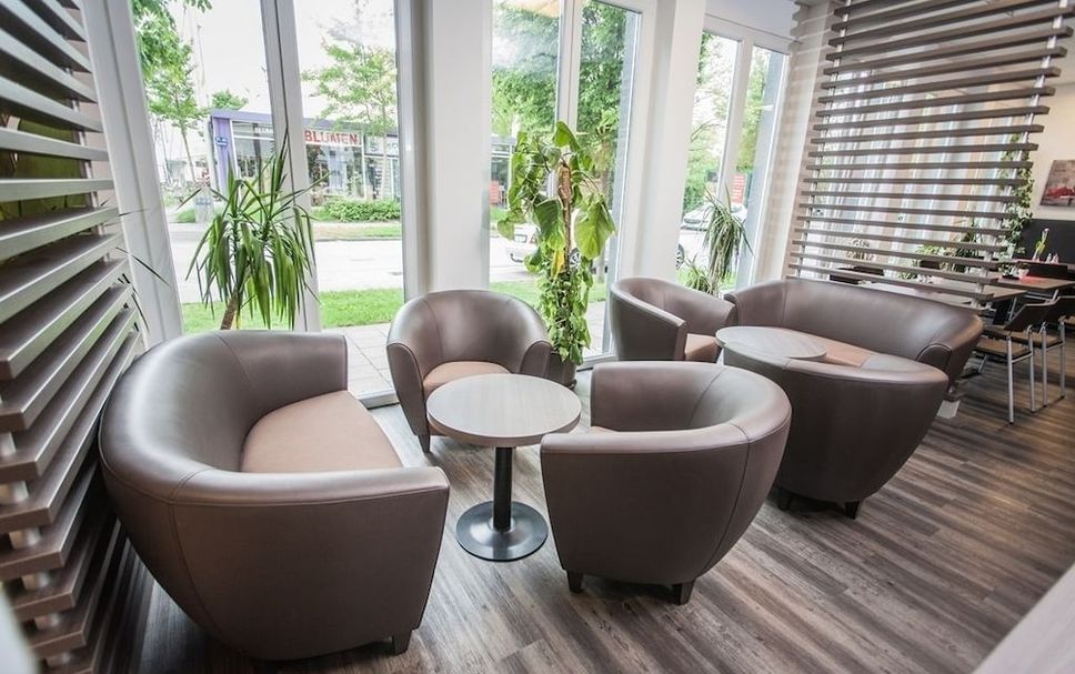 Balai Menunggu Gambar