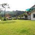 Pemandangan luar