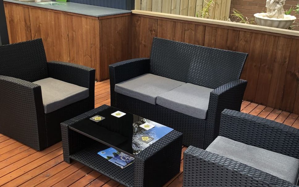 Balai Menunggu Gambar