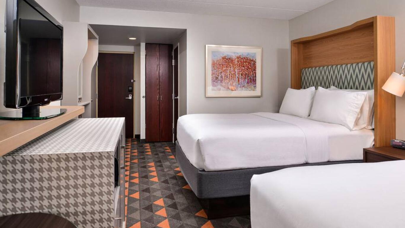 Holiday Inn Hotel & Suites Rochester - Marketplace, An IHG Hotel
