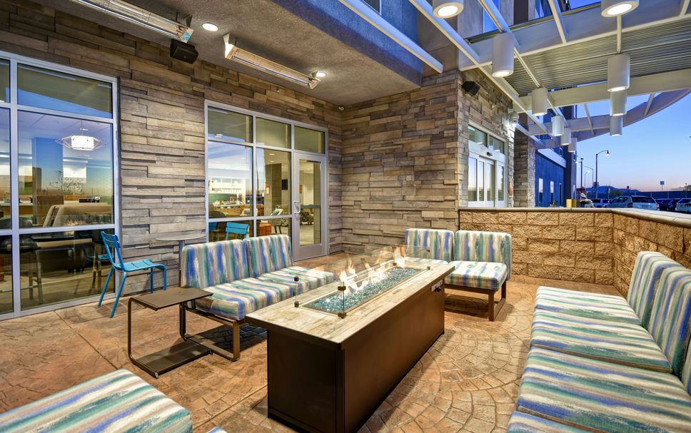 Patio Gambar
