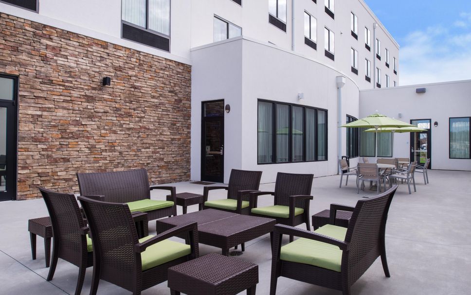 Patio Gambar