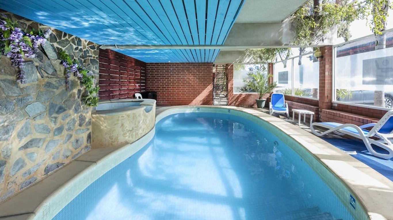 Adelaide Granada Motor Inn