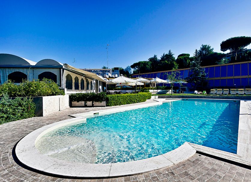 Kolam renang Gambar