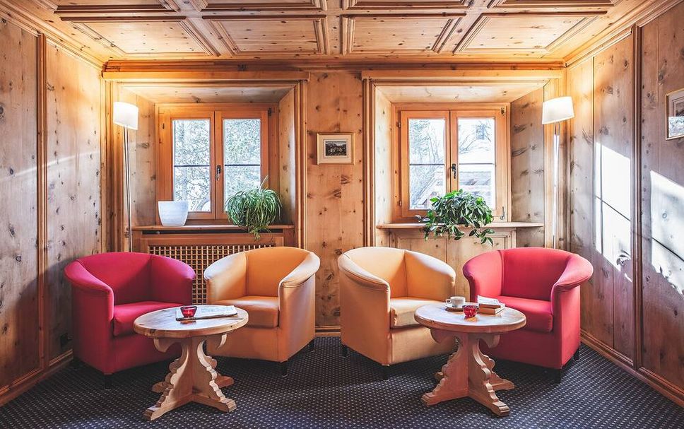 Balai Menunggu Gambar