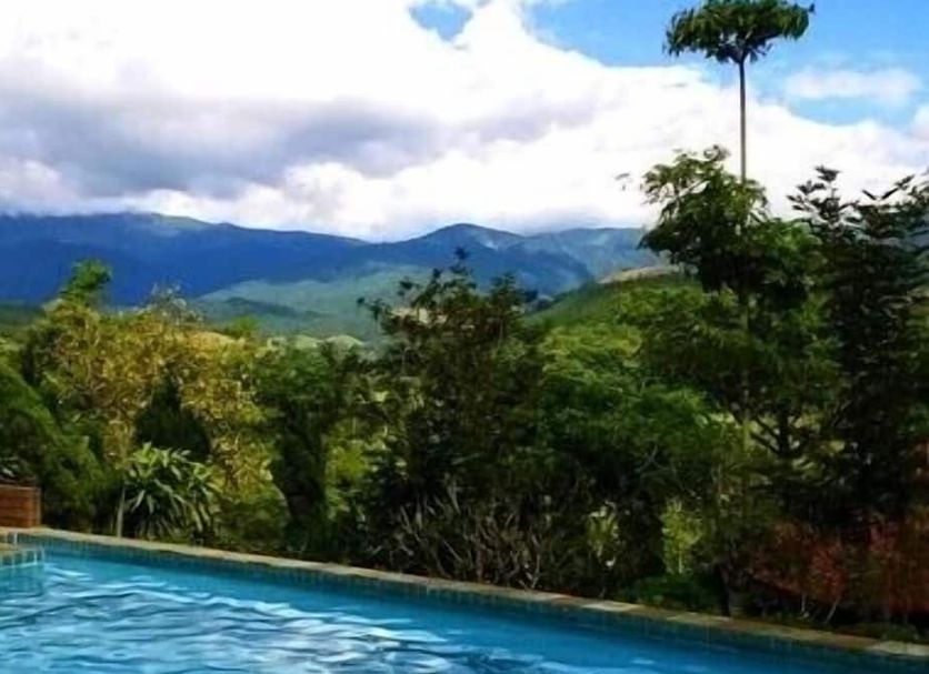 Kolam renang Gambar