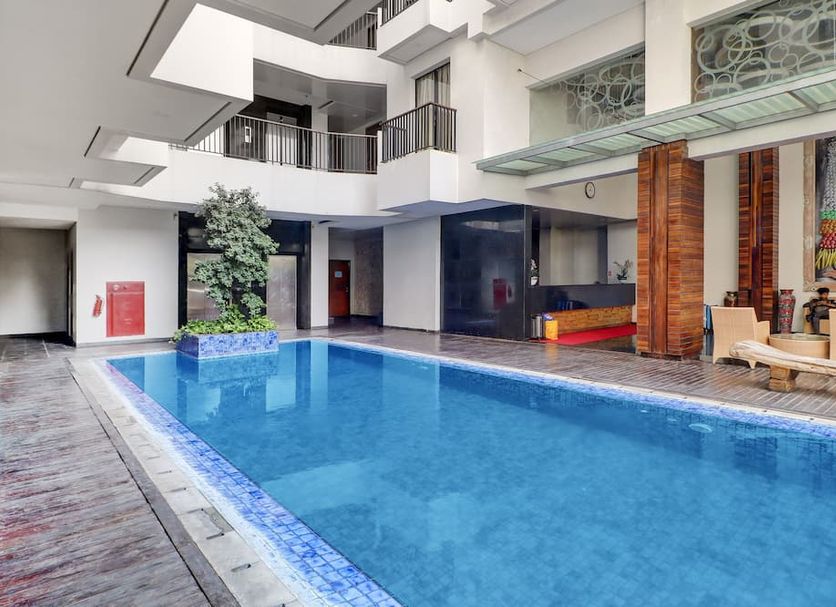 Kolam renang Gambar