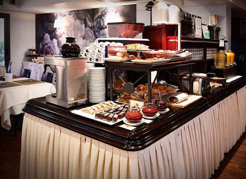 Buffet Gambar