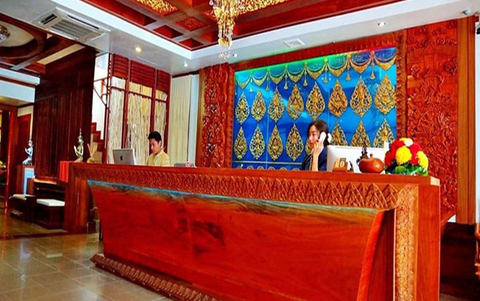 Meja Penyambut Tetamu Gambar