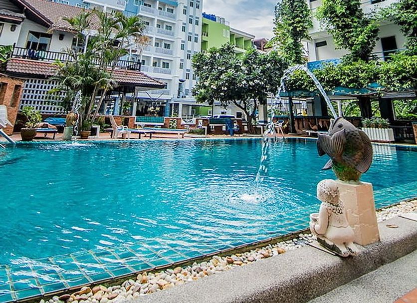 Kolam renang Gambar