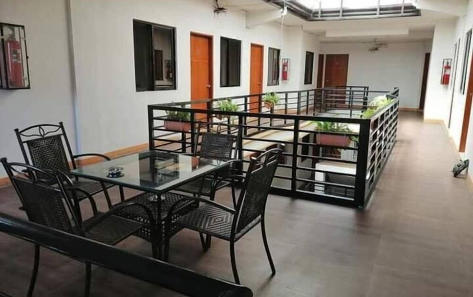 Balkoni Gambar
