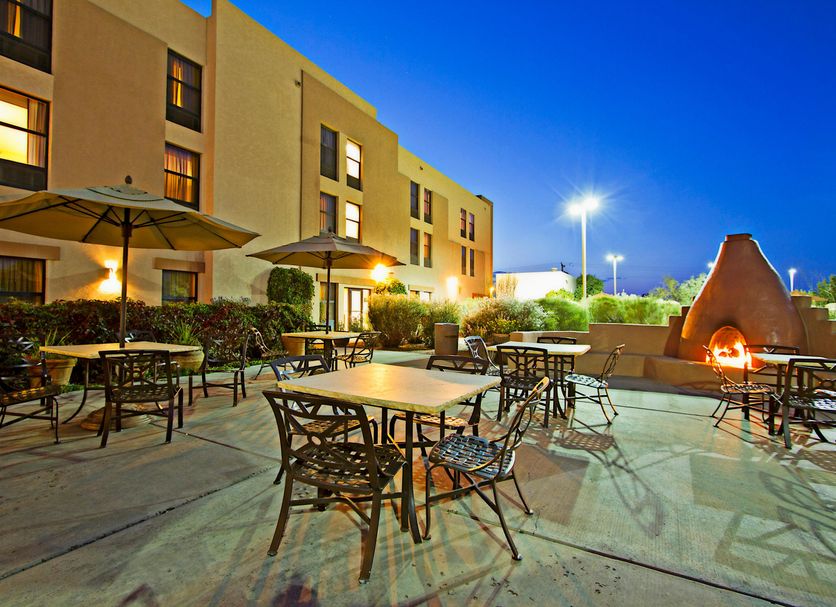 Patio Gambar