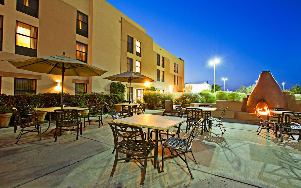 Patio Gambar