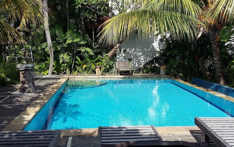 Kolam renang Gambar