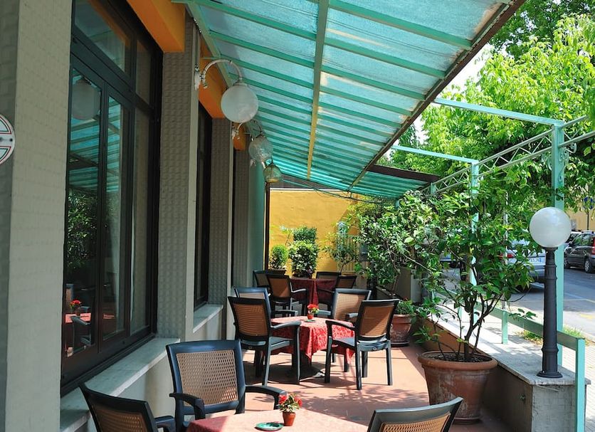 Patio Gambar