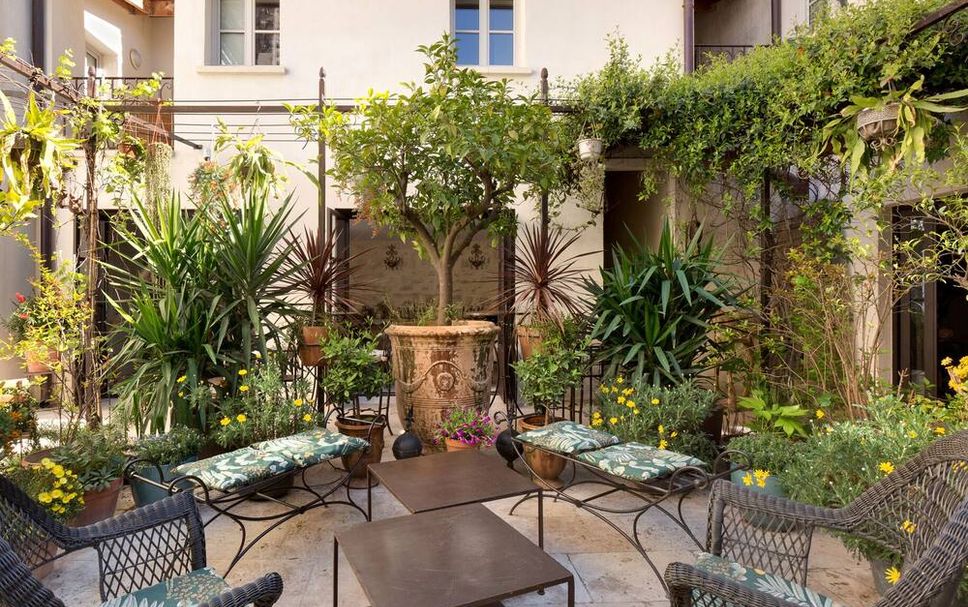 Patio Gambar