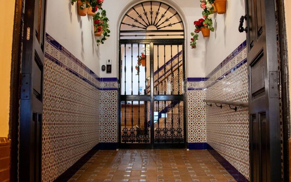 hallway Gambar